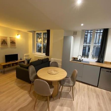 شقة Cozy 1Br+Sofa Bed In Lyon Center المظهر الخارجي الصورة